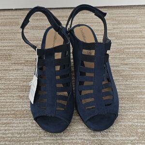 Croft & Barrow Women's Dark Blue Strappy Sandals